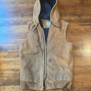 Men’s Carhartt vest. Size medium.